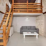 Petrino Eco Village ホテル