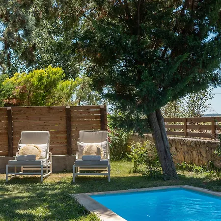 فندق Petrino Eco Village 4*