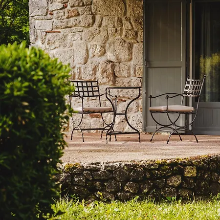 Petrino Eco Village فندق 4*