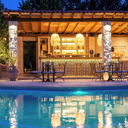Hotel Petrino Eco Village 4*