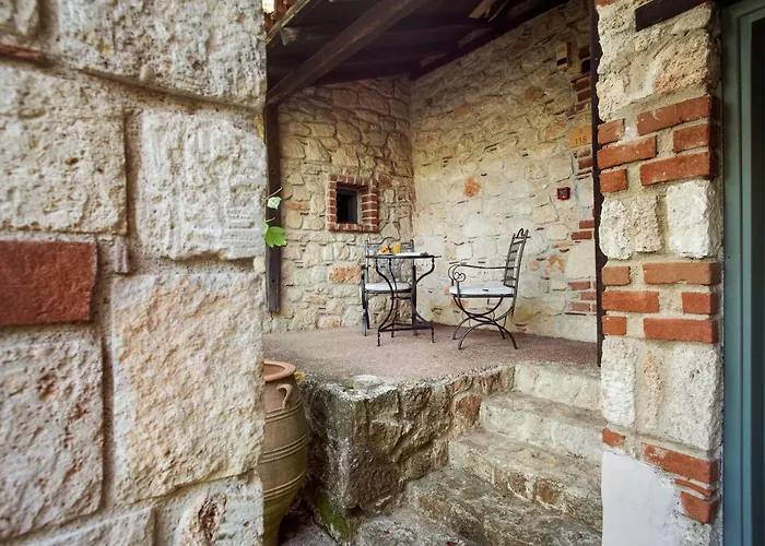 Отель Petrino Eco Village 4*