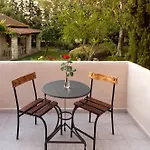 Petrino Eco Village Hotel