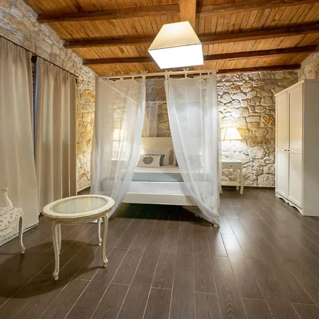 Petrino Eco Village Hotel Áfitos
