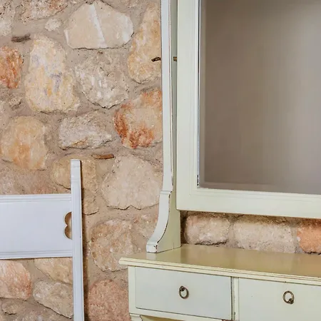 Petrino Eco Village Hotel Afytos