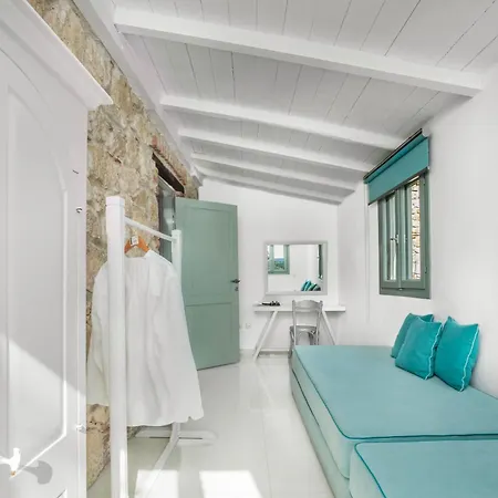 Petrino Eco Village 4* Afytos