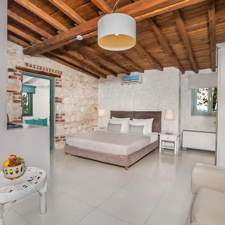 Hotel Petrino Eco Village Afytos