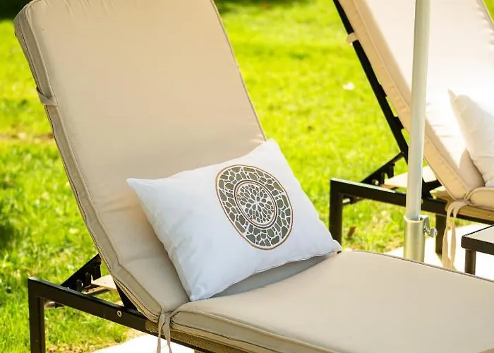 Petrino Eco Village 4* Afytos