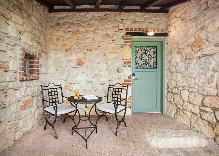 Hotel Petrino Eco Village Afytos