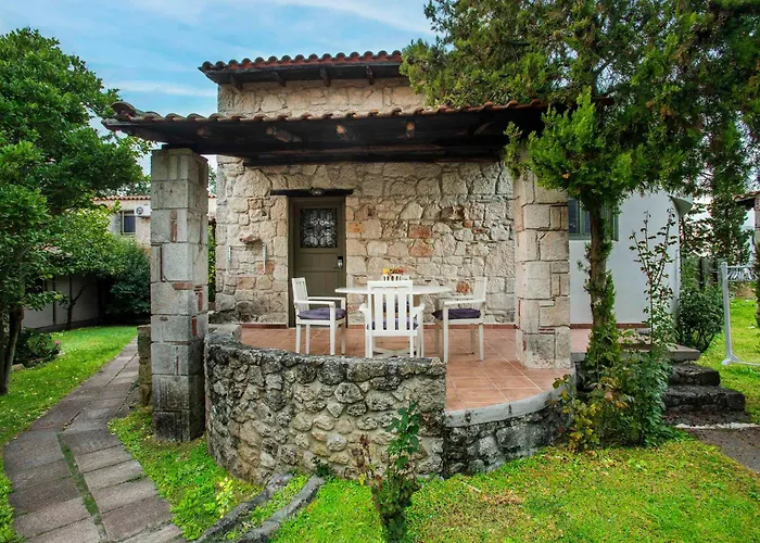 Hotel Petrino Eco Village Afytos